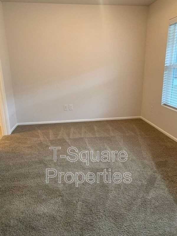 3406 31st Dr - Photo 4 of 32