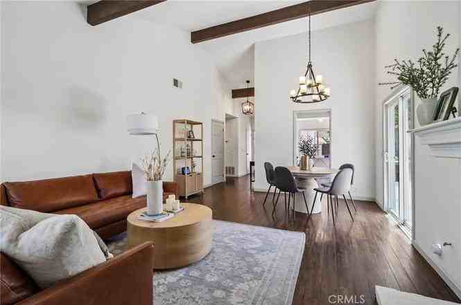 25011 Sunset Pl W - Photo 3 of 25