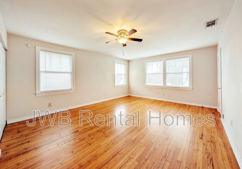 2597 Haldumar Ter - Photo 6 of 13