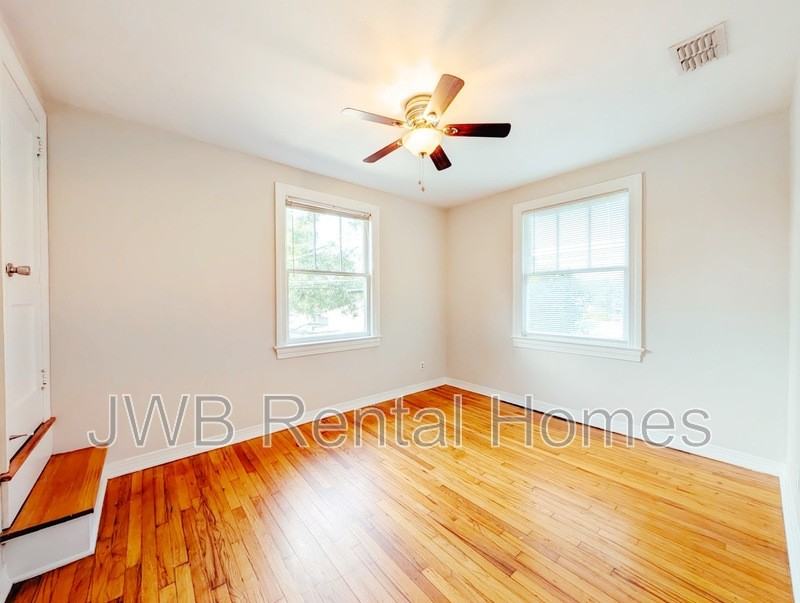 2597 Haldumar Ter - Photo 7 of 13