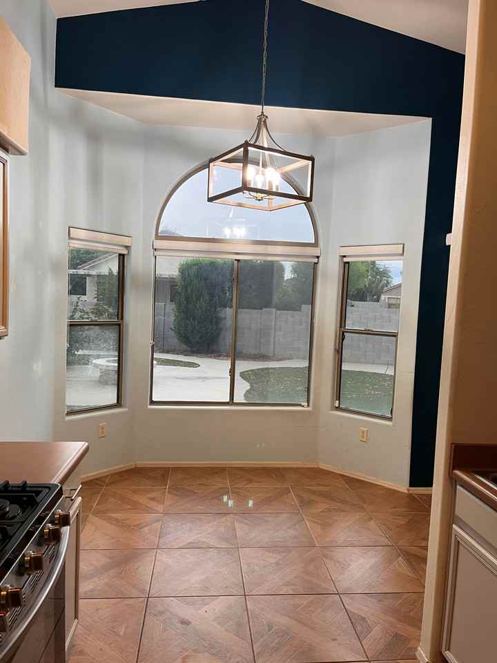 5686 W Shady Grove Dr - Photo 6 of 18