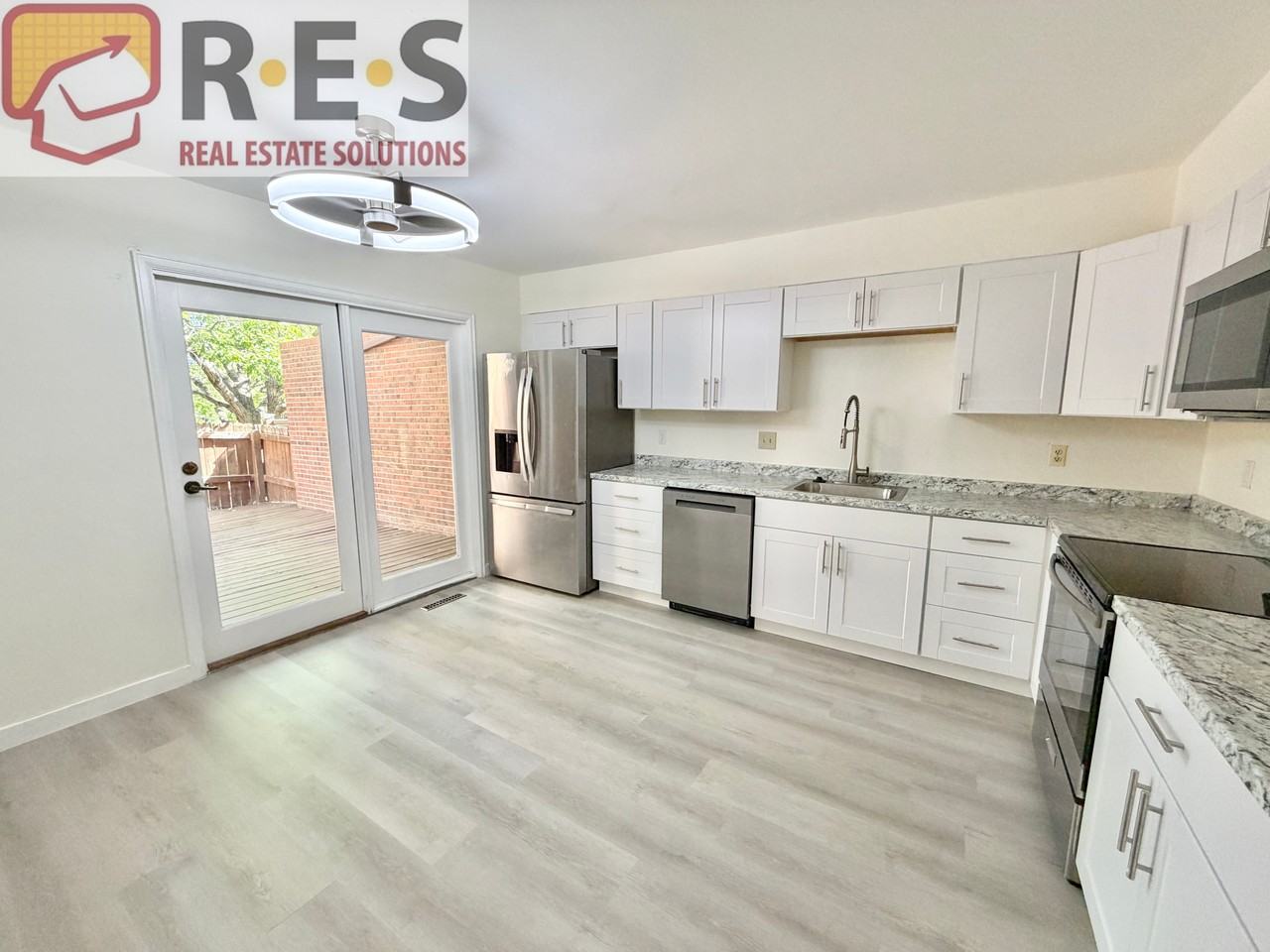 12232 E 2nd Dr - Photo 3 of 23