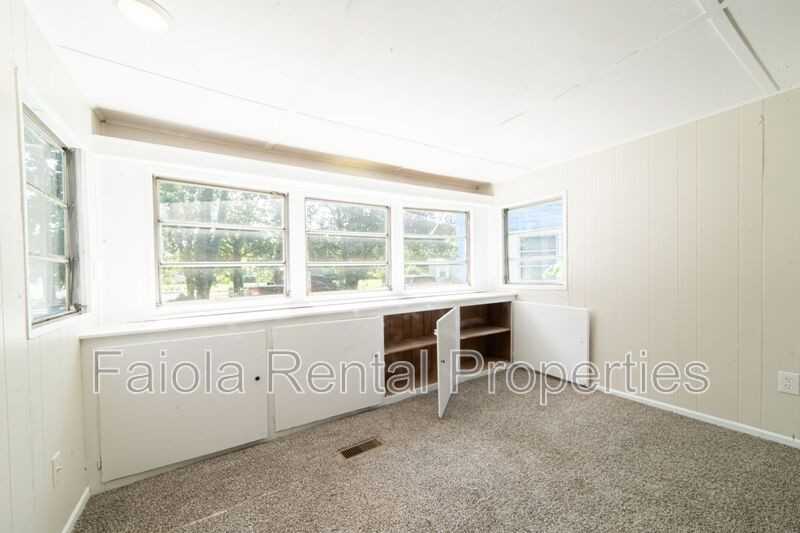 36 Hale Ave - Photo 6 of 15