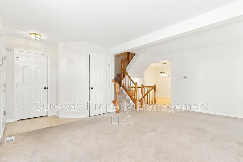 15 Guilford Pl - Photo 2 of 19