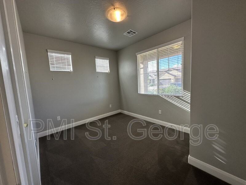 3292 Eastsouth - Photo 7 of 50