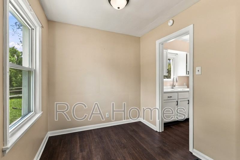 1950 N Dequincy St - Photo 3 of 8