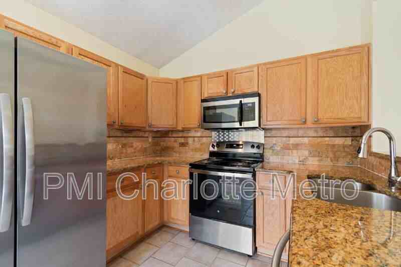 3649 Dashiel Dr - Photo 6 of 14