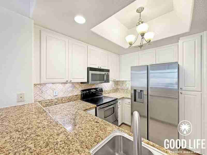 9293 Regents Rd #C305 - Photo 2 of 11