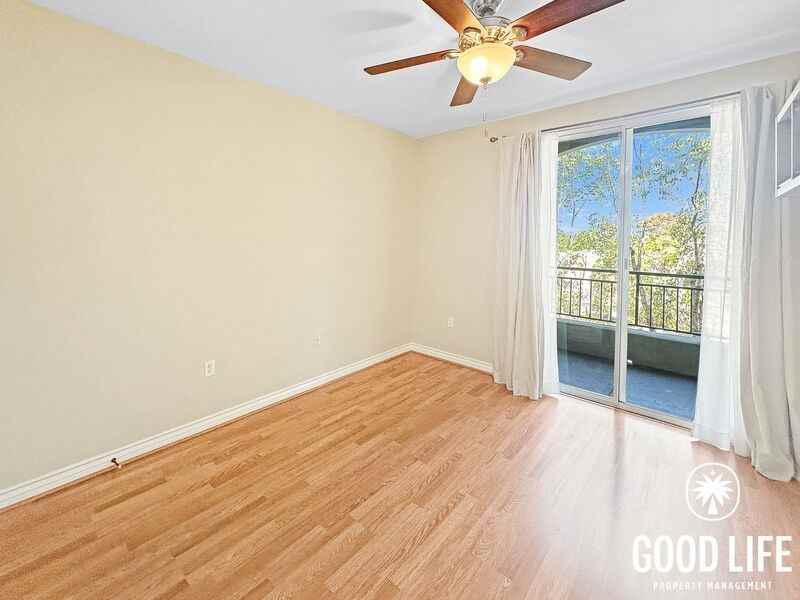 9293 Regents Rd #C305 - Photo 7 of 11