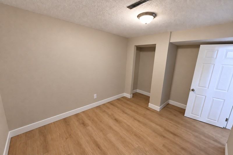 14212 114 St Nw - Photo 7 of 8