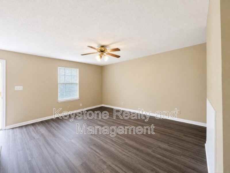 1630 Baltimore Dr - Photo 5 of 14