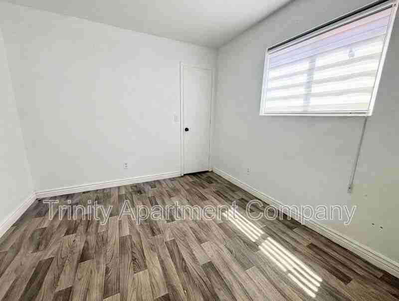 644 Louisiana Blvd Se - Photo 5 of 6