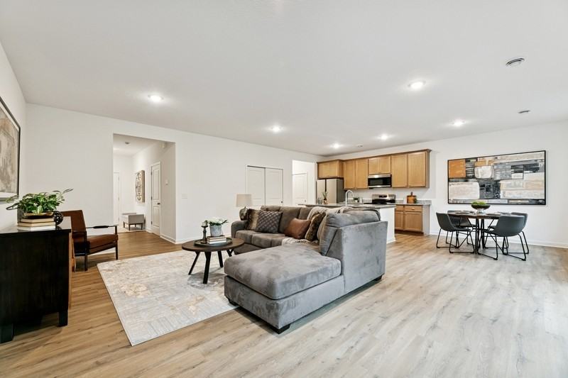 5474 Highland Trl - Photo 3 of 11