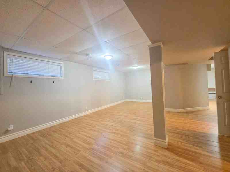 9809 47 Ave Nw #BS - Photo 3 of 10