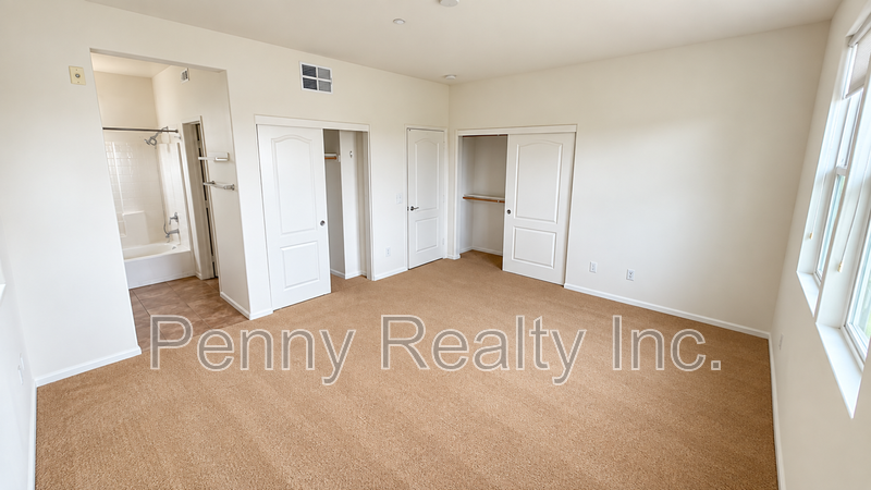 3011 Pacific Palm Way - Photo 6 of 23