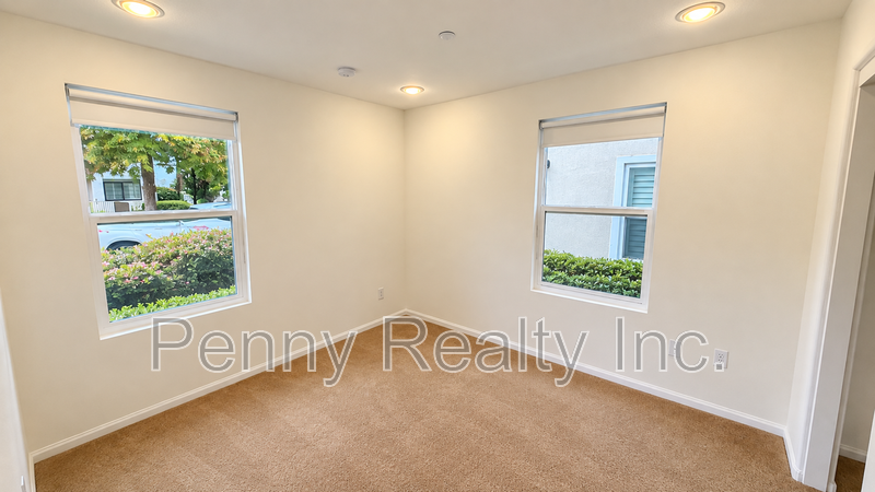 3011 Pacific Palm Way - Photo 7 of 23