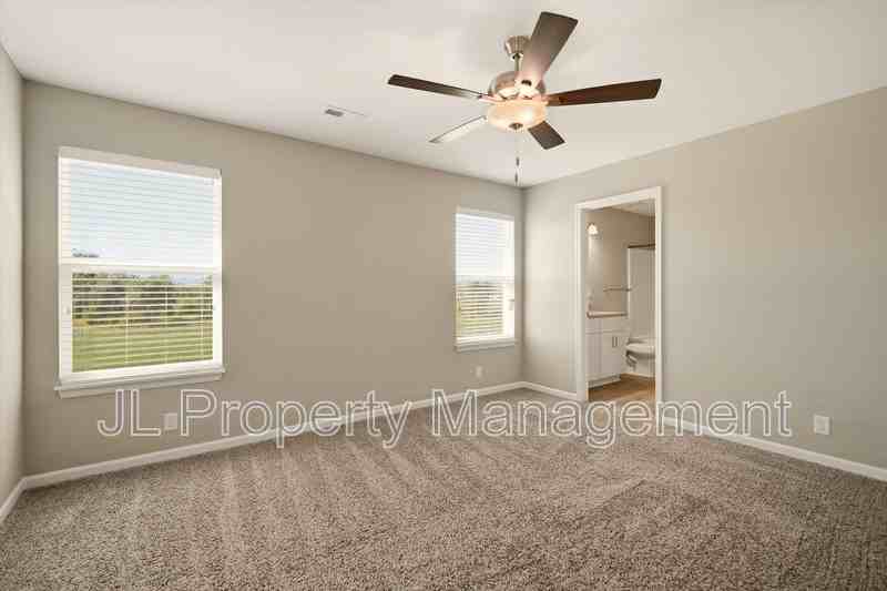 9135 Sw 2nd St - Photo 7 of 18