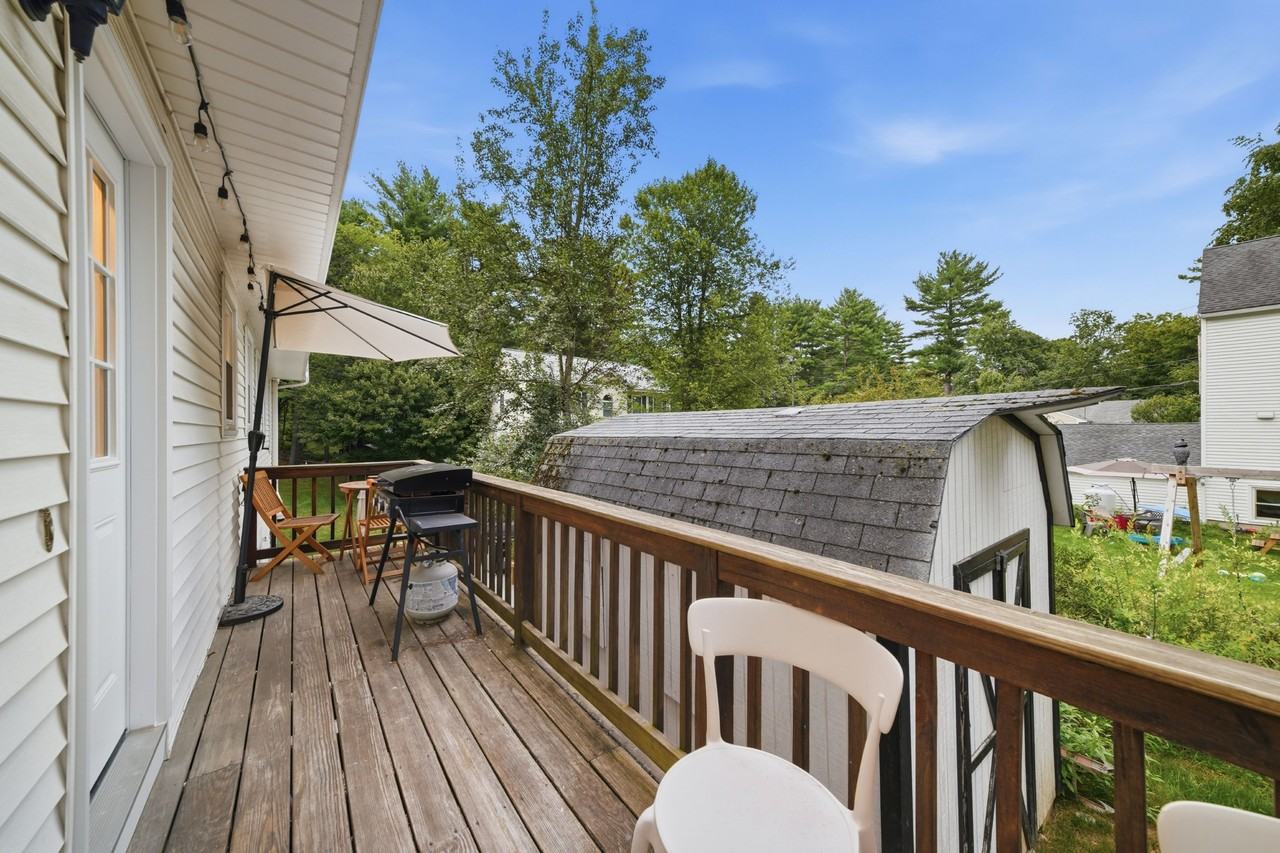 10 Chestnut Rd #B - Photo 4 of 19