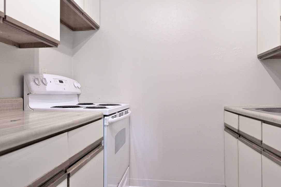 106 S Spring St #7AVAILABLE - Photo 3 of 6