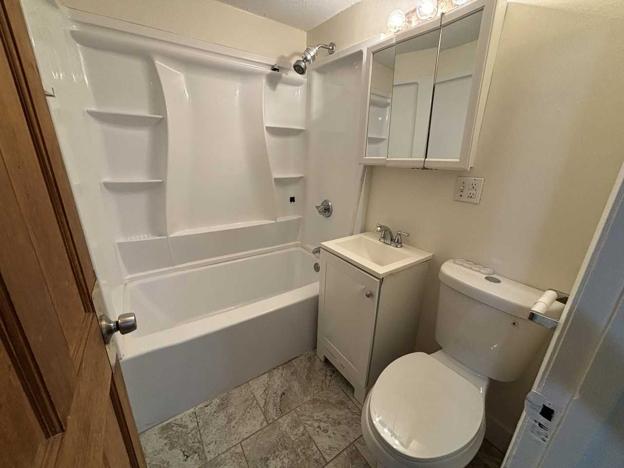 352 Riverway #2 - Photo 7 of 19