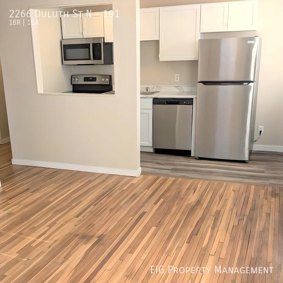 Maplewood Manor - Photo 4 of 50