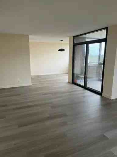 10025 113 St Nw #1002 - Photo 5 of 12
