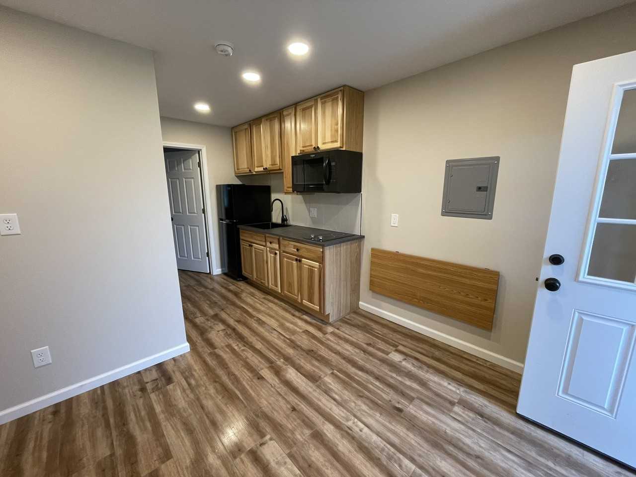 20670 State St #5 - Photo 6 of 13