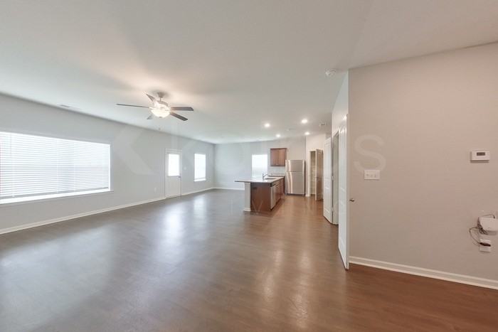 101 Mayflower Cir - Photo 4 of 26