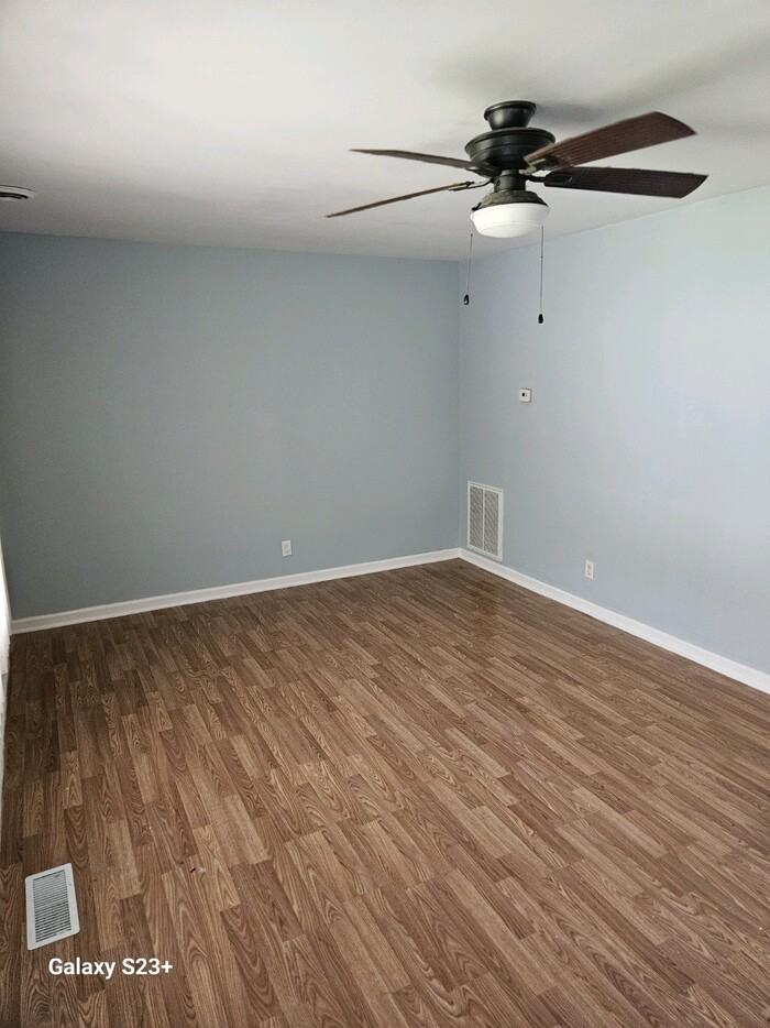 5078 Kentucky St - Photo 2 of 6