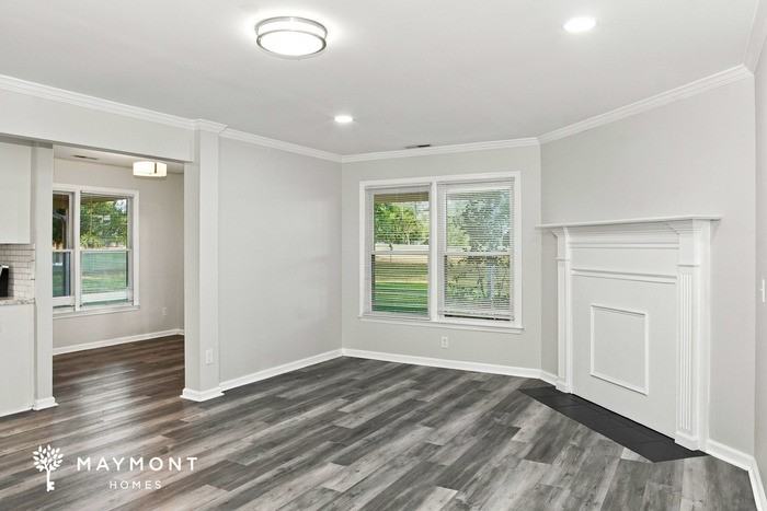 304 Plantation Dr - Photo 4 of 15