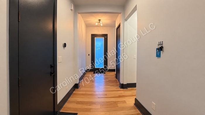 1241 Pegram St - Photo 4 of 31