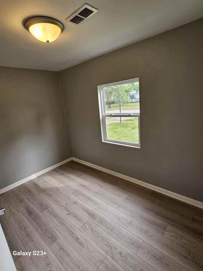 4220 W 19th Plz - Photo 6 of 6