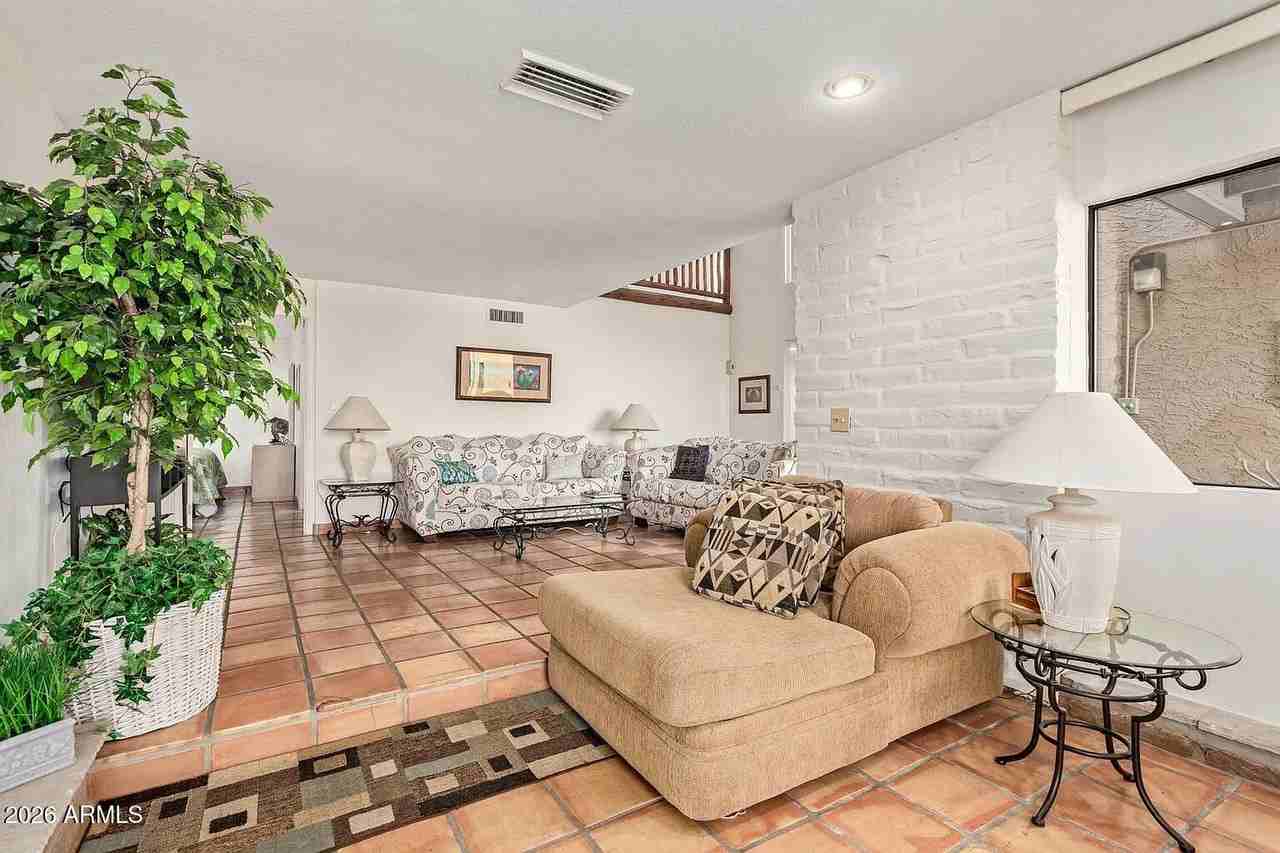 7401 N Scottsdale Rd #49 - Photo 2 of 12