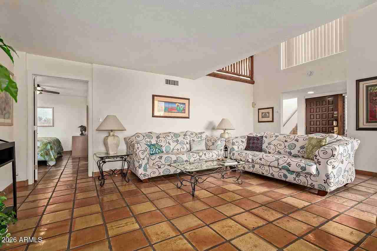 7401 N Scottsdale Rd #49 - Photo 4 of 12