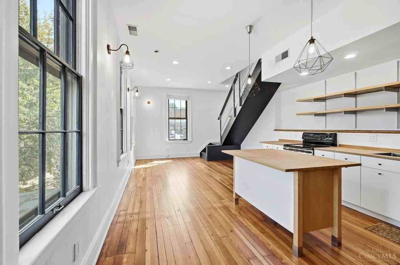 1314 Spring St #4 - Photo 3 of 37