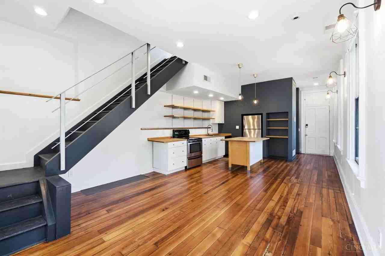 1314 Spring St #4 - Photo 4 of 37