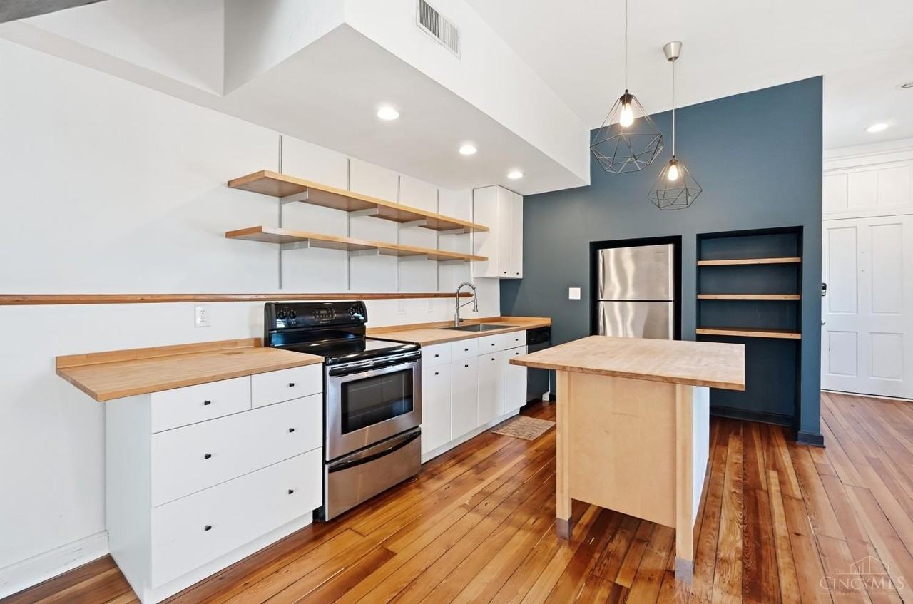 1314 Spring St #4 - Photo 7 of 37