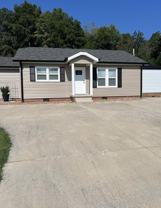 272 Lafayette Rd - Photo 1 of 1