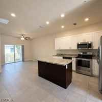 featured image of 3313 Sw 8th Pl #107