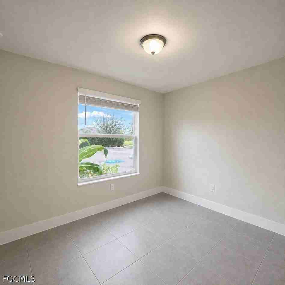 3313 Sw 8th Pl #107 - Photo 5 of 14