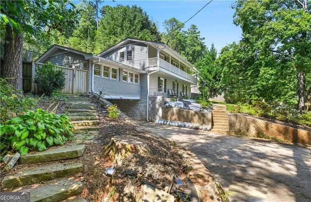 1708 Childerlee Ln Ne - Photo 4 of 50