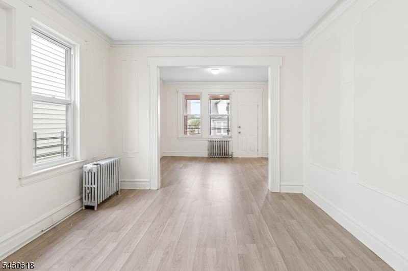 362 Myrtle Ave - Photo 4 of 11