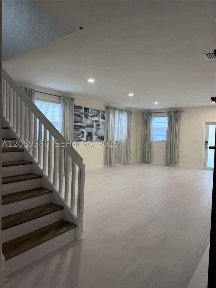 23602 Sw 115th Ct #0 - Photo 3 of 17