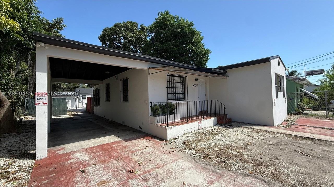 8125 Nw 6th Ave #1 - Photo 5 of 23