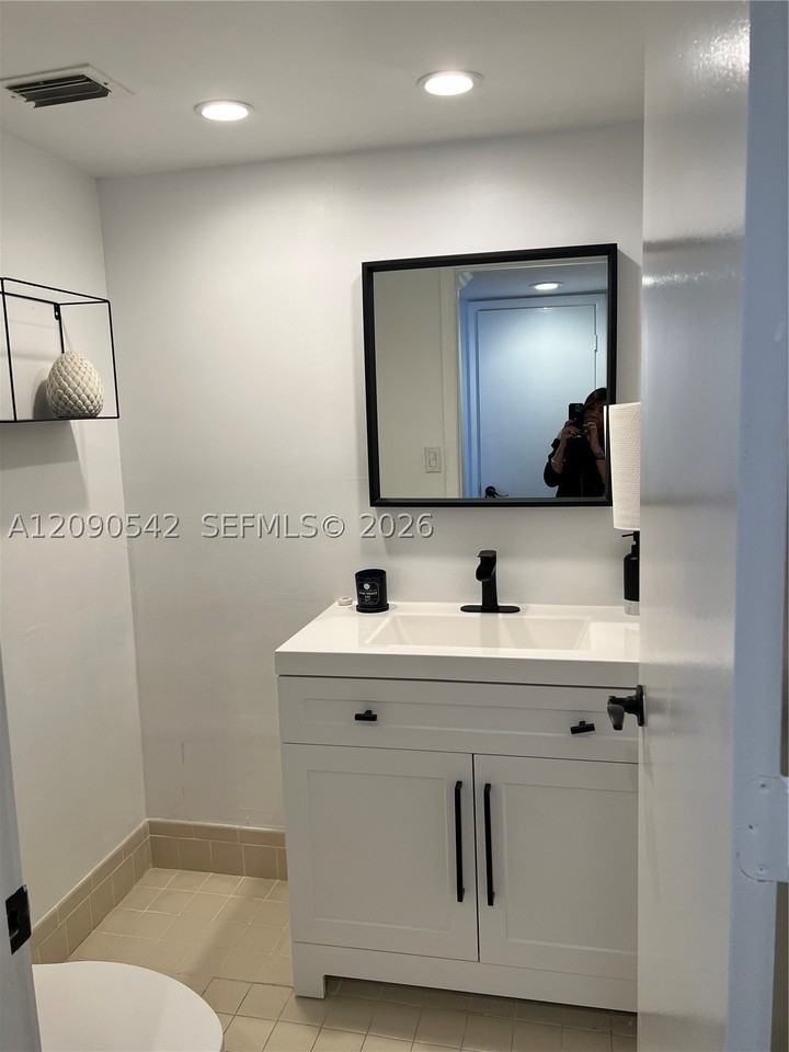 141 Sw 96th Ter #305 - Photo 6 of 50