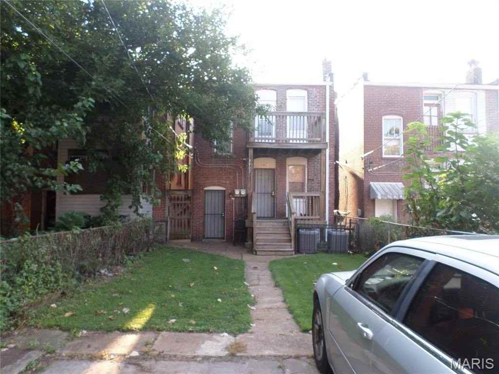 3902 Iowa Ave - Photo 2 of 13