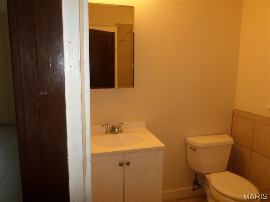 3902 Iowa Ave - Photo 6 of 13