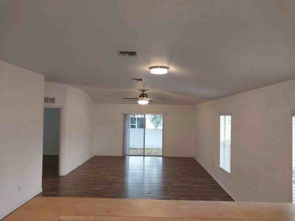 557 Windermere Dr - Photo 7 of 29