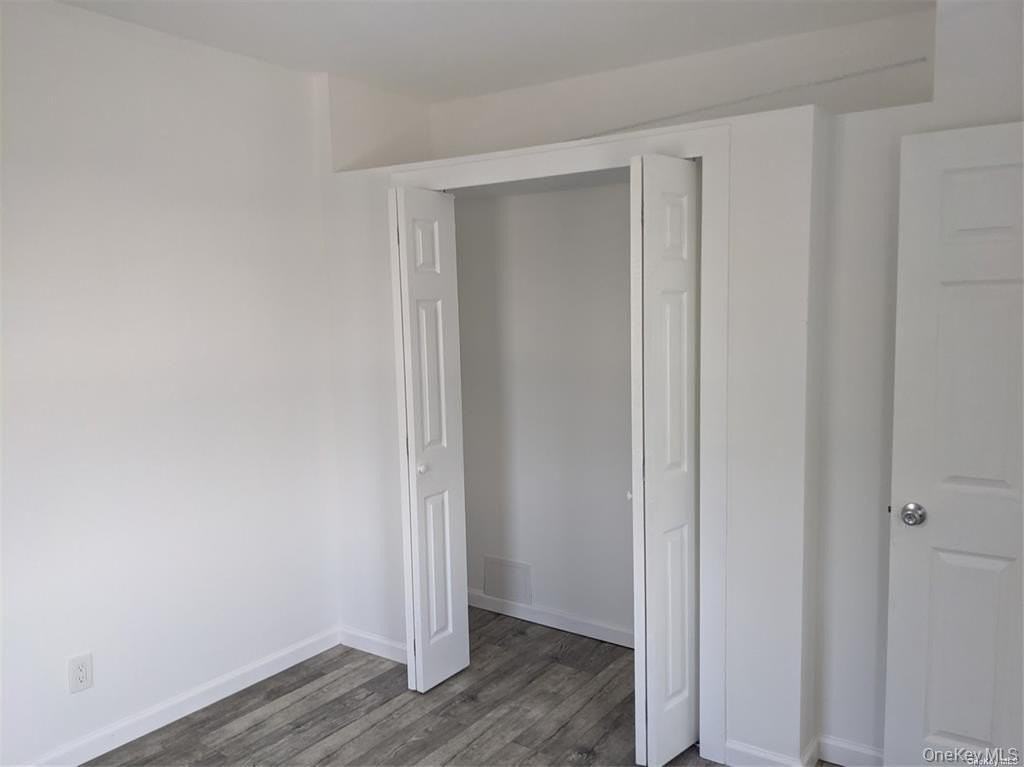 23 Foxhurst Rd - Photo 7 of 11