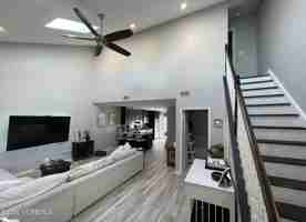 featured image of 2 Eunice Ln